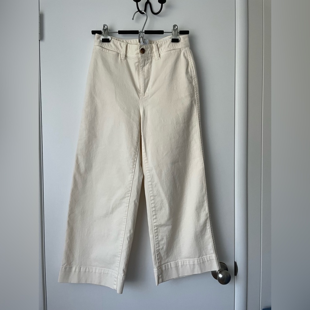 GAP Cream/Ecru Wide-Leg Jeans, 2P EUC